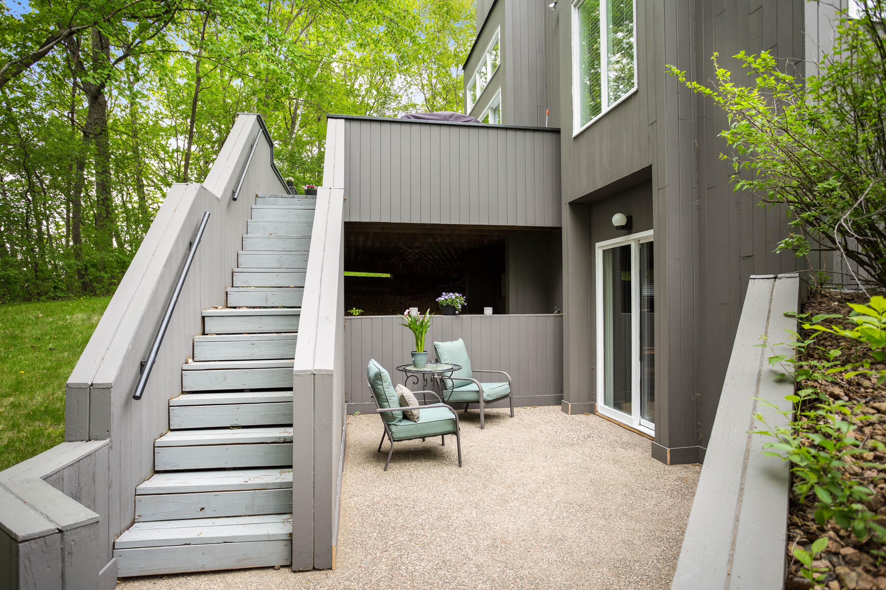 2925 Minnehaha Curve